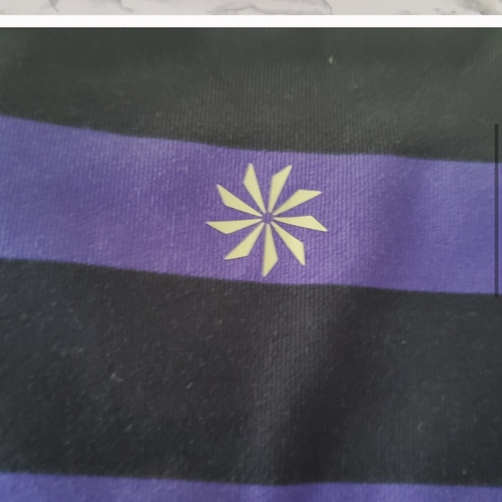 SOLD Athleta High Rise Bold Stripe Chaturanga - Picture 5 of 8